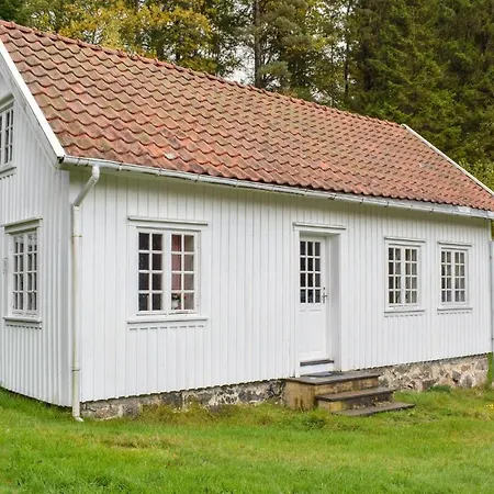 Feriehus Beautiful In With 5 Bedrooms And Wifi