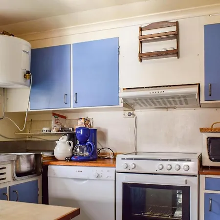 Feriehus Beautiful In With 5 Bedrooms And Wifi *