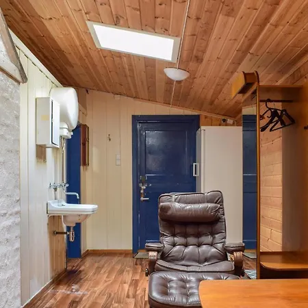 Beautiful In With 5 Bedrooms And Wifi Casa vacanze *
