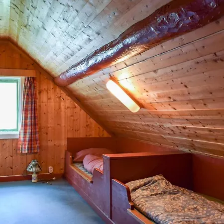 Beautiful In With 5 Bedrooms And Wifi Feriehus *