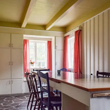 Feriehus Beautiful In With 5 Bedrooms And Wifi Lyngdal
